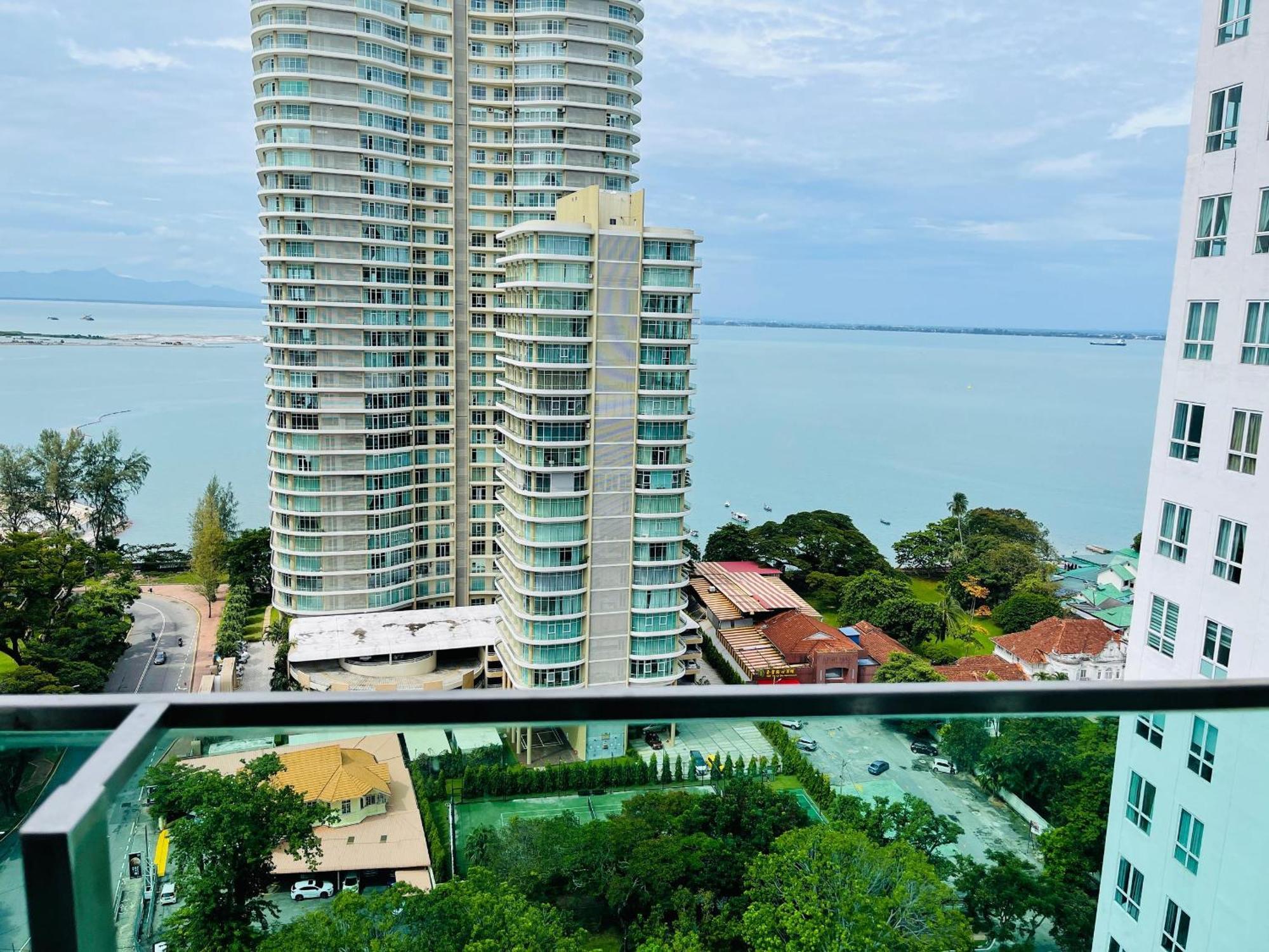 Hejmo Suites George Town Exterior photo