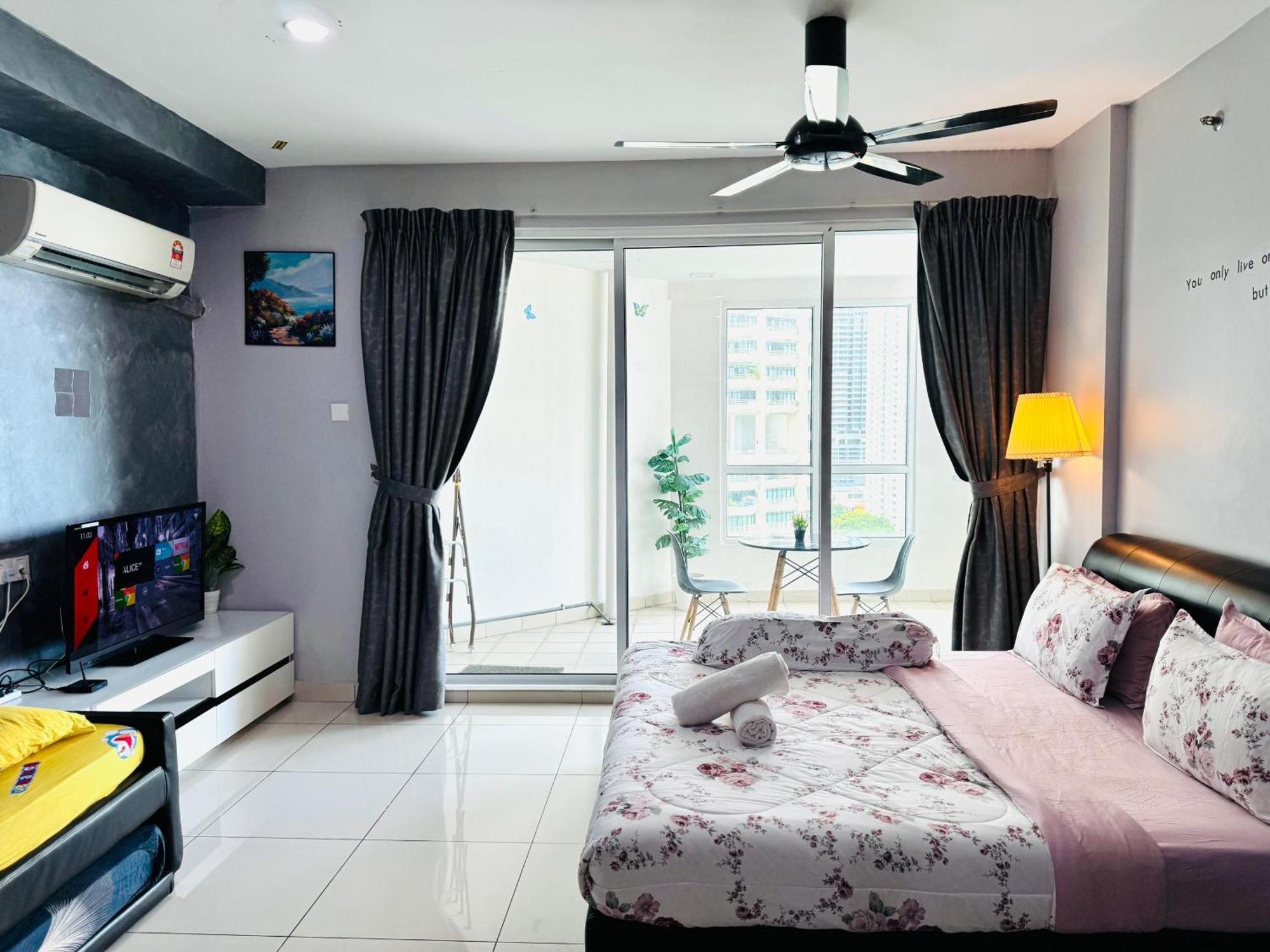 Hejmo Suites George Town Exterior photo
